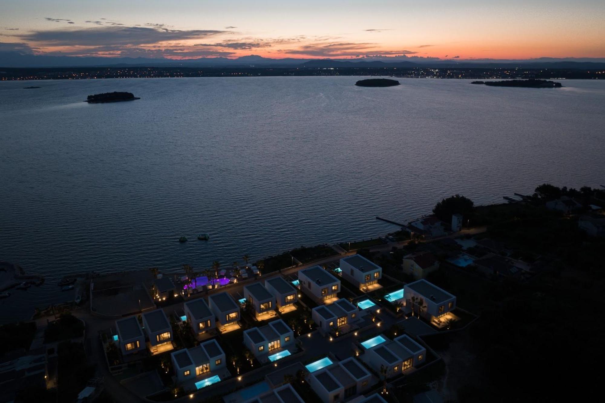 The Palms Resort Ткон Екстер'єр фото
