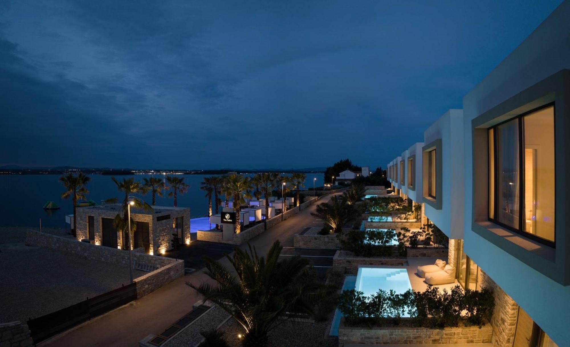 The Palms Resort Ткон Екстер'єр фото
