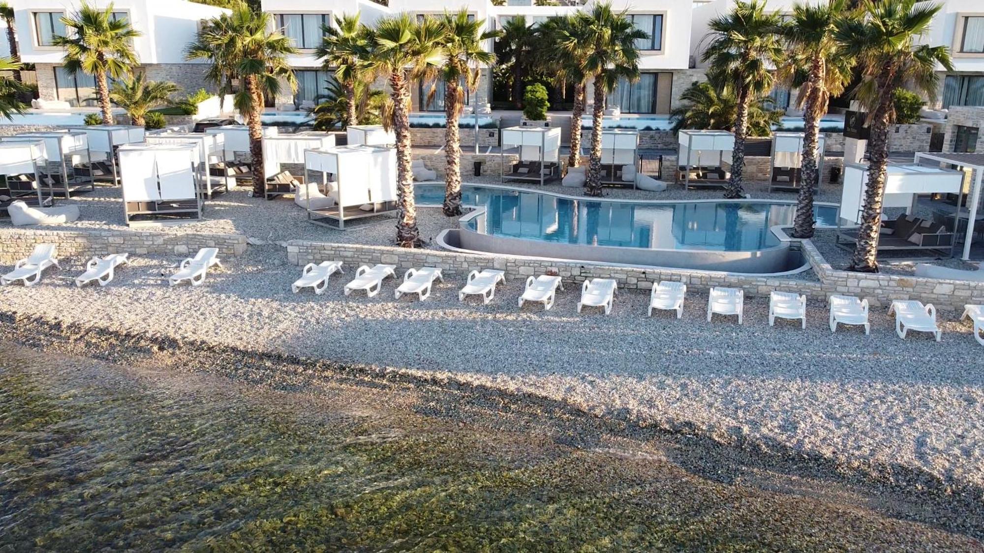 The Palms Resort Ткон Екстер'єр фото